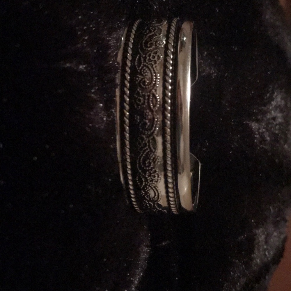 Beautiful Silver in color bracket